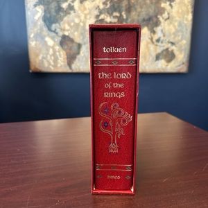 New Lord of the Rings Collectors Edition
JRR Tolkien 1987 Red Leather.